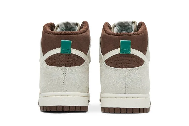 Кроссовки Nike Dunk High 'Light Chocolate'
