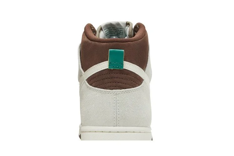 Кроссовки Nike Dunk High 'Light Chocolate'
