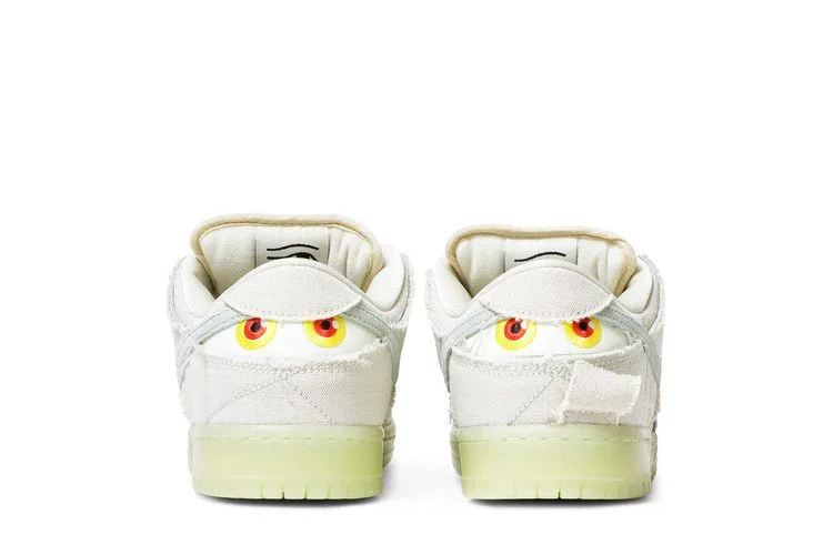 Кроссовки Nike Dunk Low SB 'Mummy'