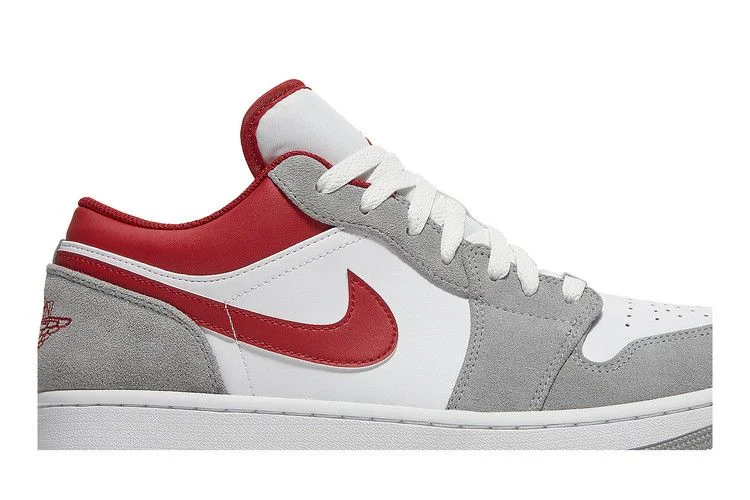 Кроссовки Air Jordan 1 Low SE 'Light Smoke Grey Gym Red'