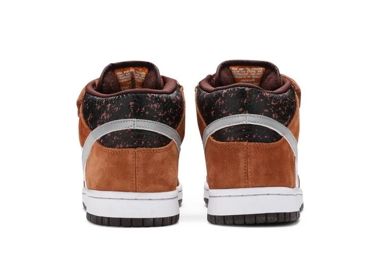 Кроссовки Nike Dunk Mid Pro SB 'Fender Bass'