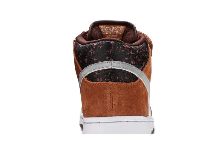 Кроссовки Nike Dunk Mid Pro SB 'Fender Bass'