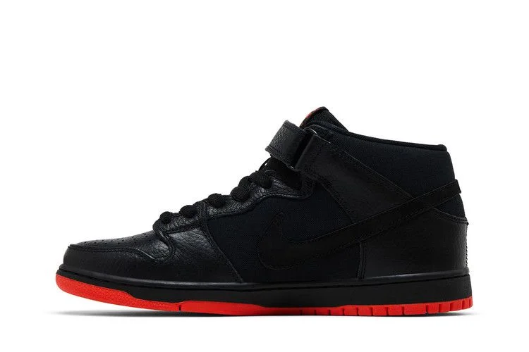 Кроссовки Nike Dunk Mid Pro SB 'Halloween'