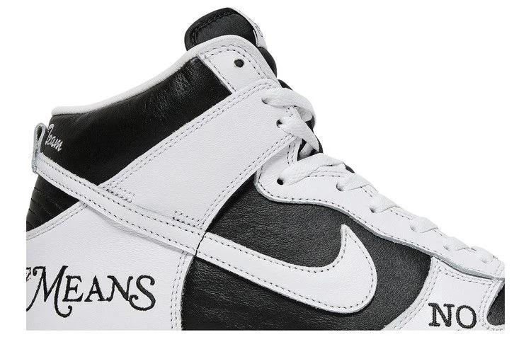 Кроссовки Supreme x Nike Dunk High SB 'By Any Means - Stormtrooper'