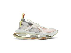 Белый, Вольт, Еловая аура