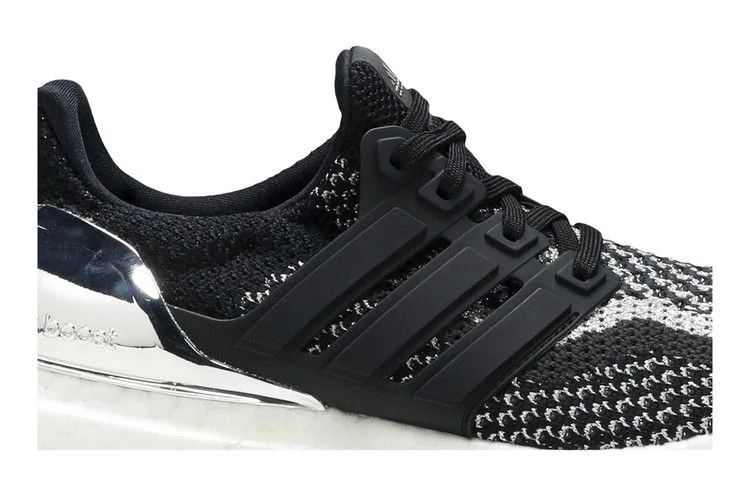 Кроссовки Adidas UltraBoost 2.0 J 'Silver Medal'