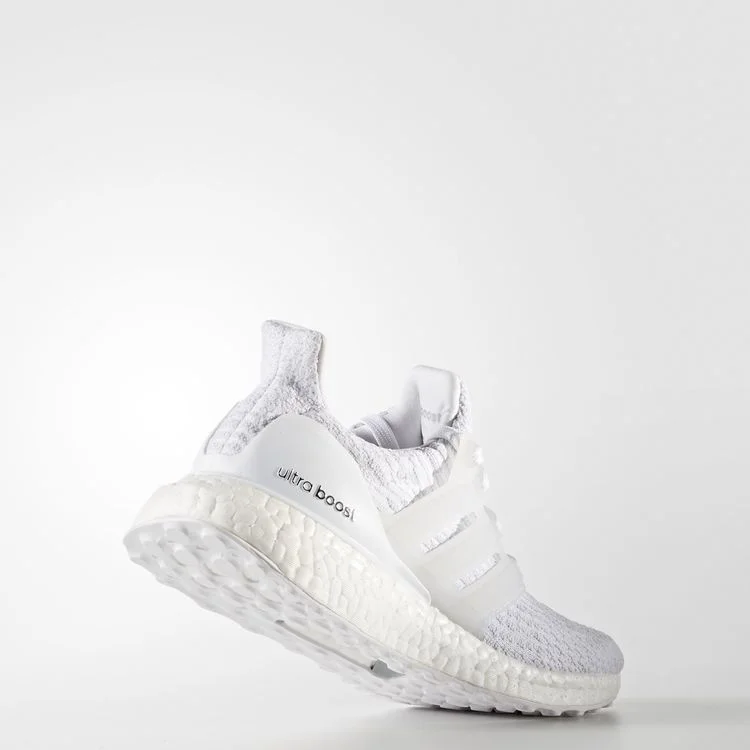 Кроссовки Adidas UltraBoost 3.0 J 'Triple White'