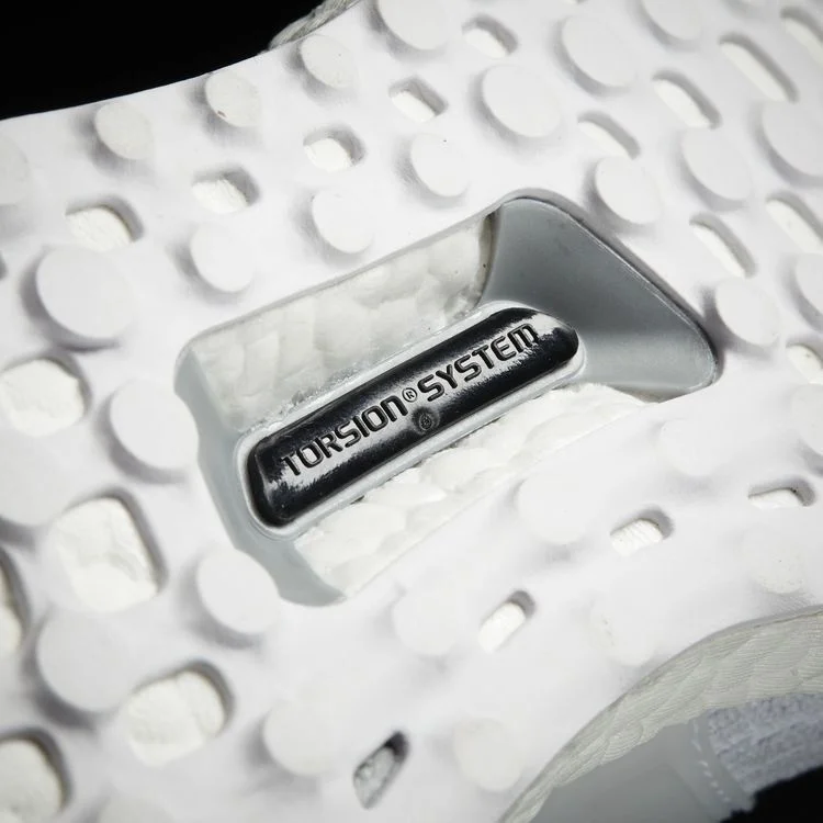 Кроссовки Adidas UltraBoost 3.0 J 'Triple White'