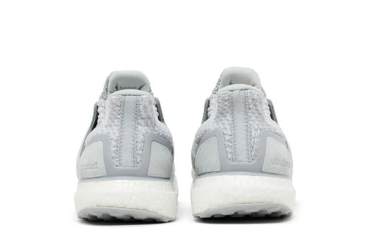 Кроссовки Reigning Champ x adidas Wmns UltraBoost 3.0 'Clear Grey'