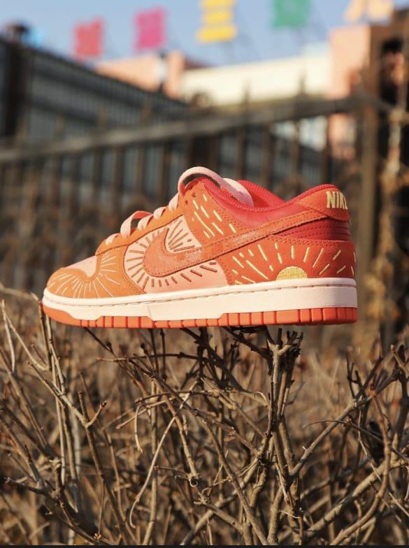 Wmns Nike Dunk Low Winter Solstice 1