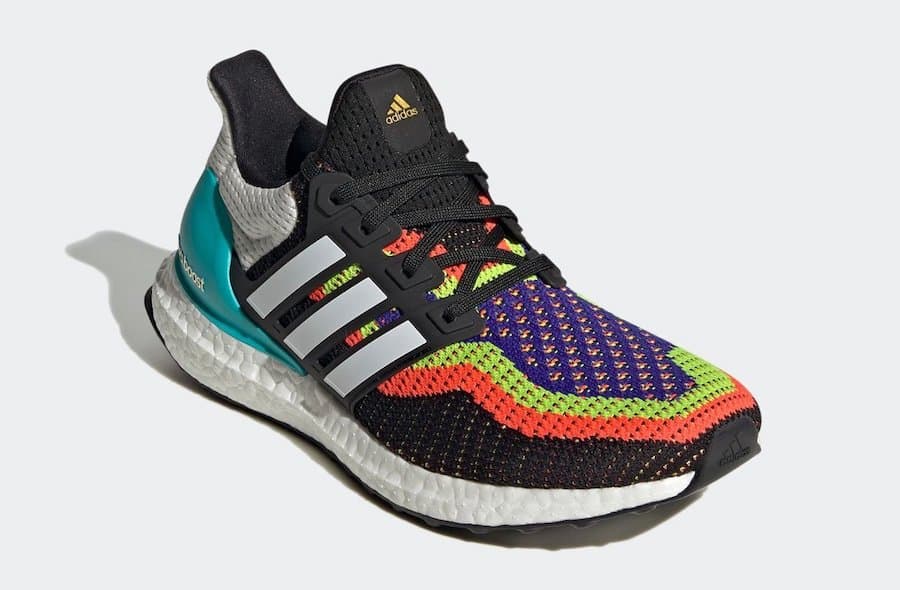 Кроссовки Wmns adidas UltraBoost 2.0 DNA Multi-Color