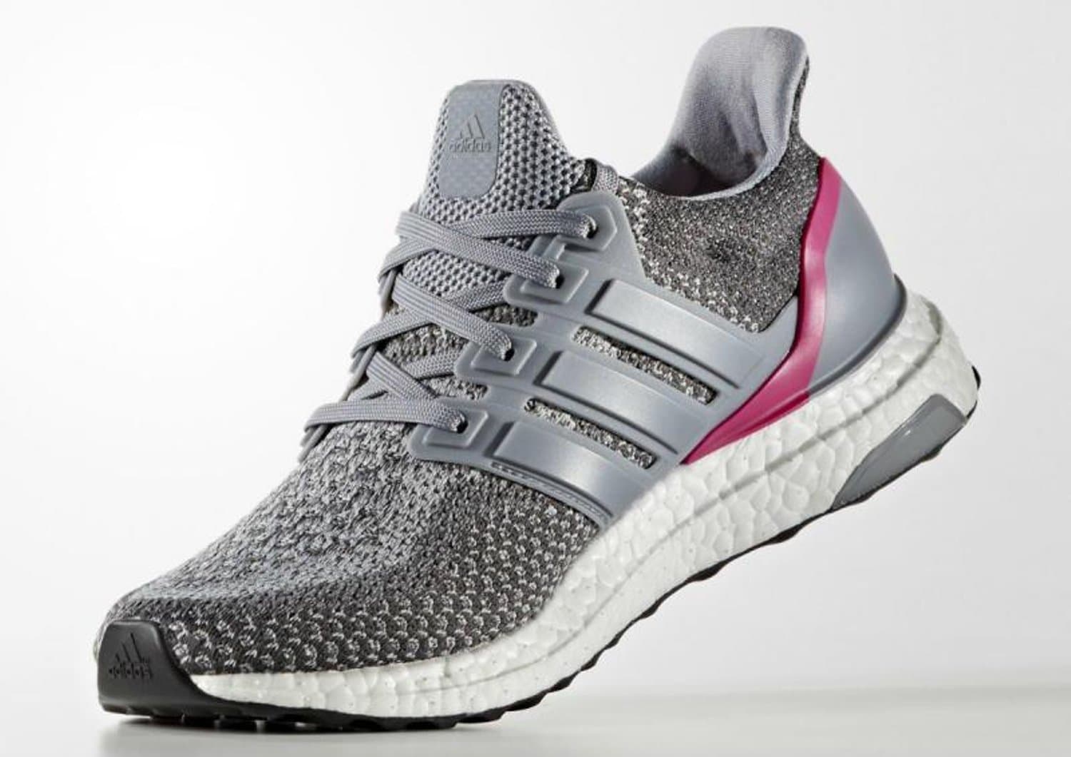 Кроссовки Wmns adidas UltraBoost 2.0 Shock Pink