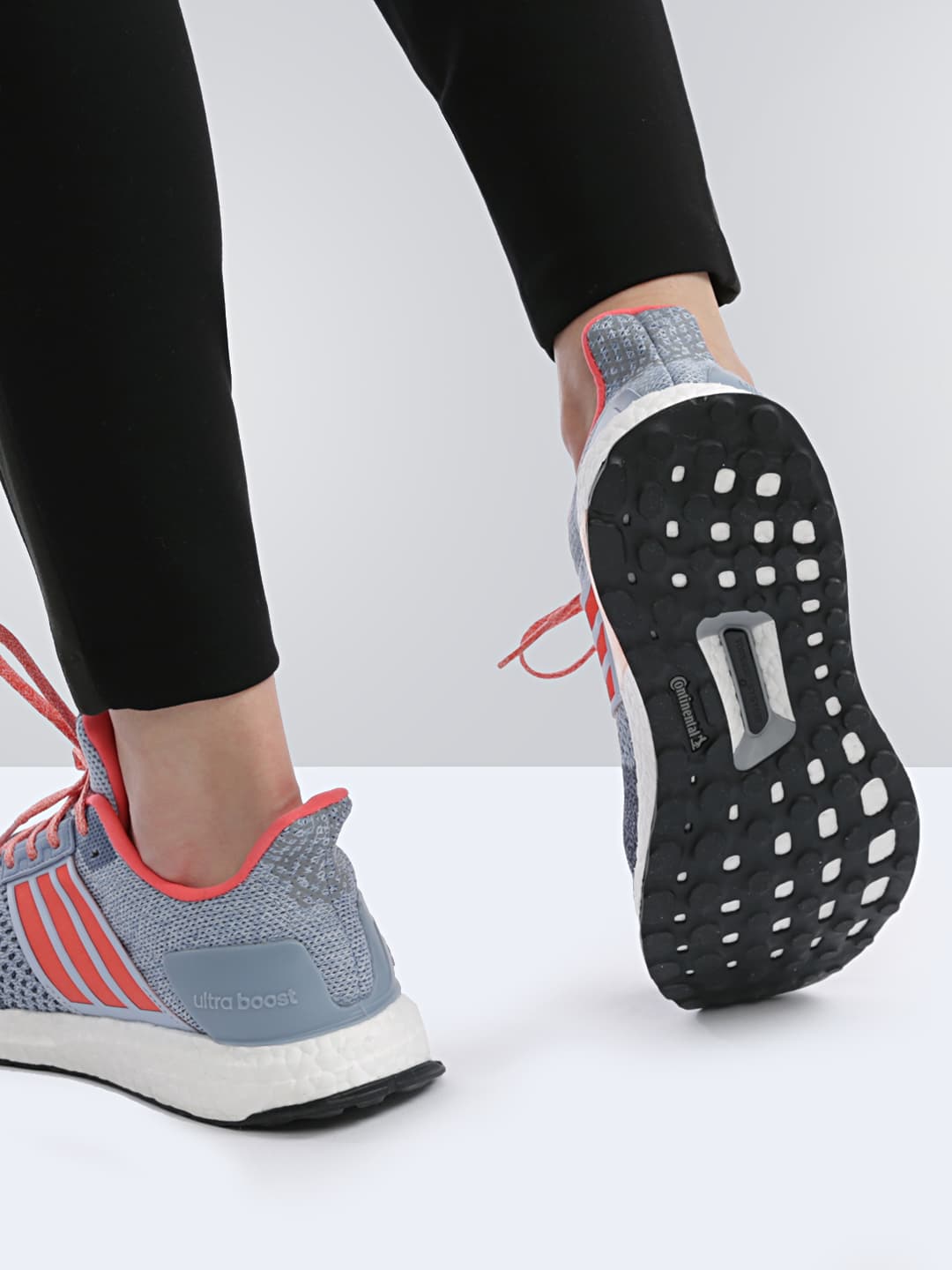 Кроссовки Wmns adidas UltraBoost Blue Haze Coral