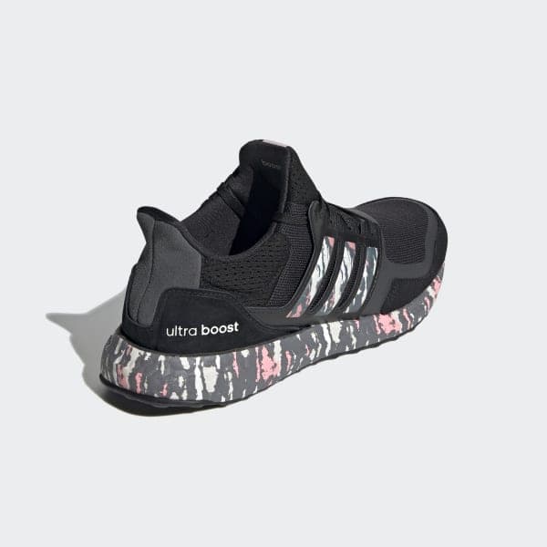 Кроссовки Wmns adidas UltraBoost DNA Black Glow Pink