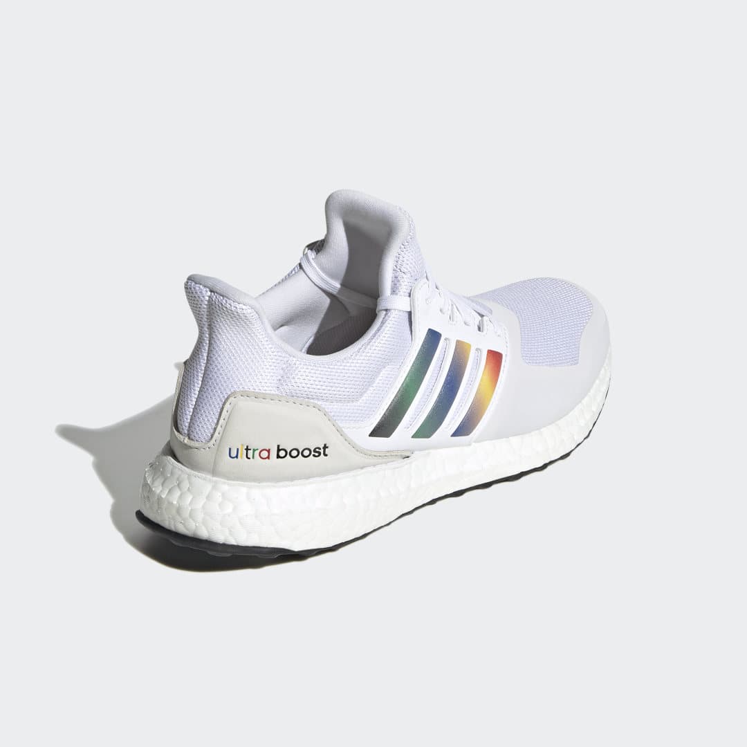 Кроссовки Wmns adidas UltraBoost DNA White Multi