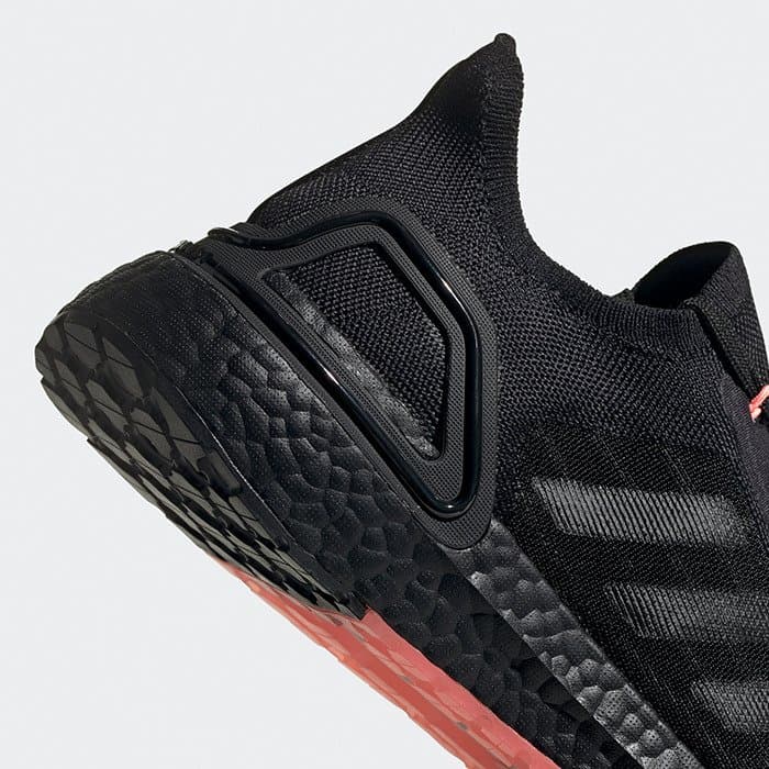 Кроссовки Wmns adidas UltraBoost Summer.Rdy Core Black Flash Red