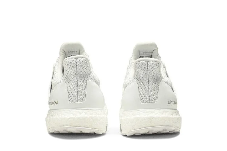 Кроссовки Adidas Wmns UltraBoost 2.0 'Triple White'