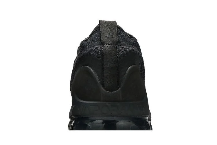 Кроссовки Nike Air VaporMax 2021 Flyknit 'Triple Black'