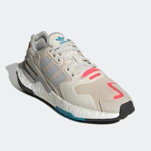 Wmns adidas Day Jogger Bliss Signal Pink 1