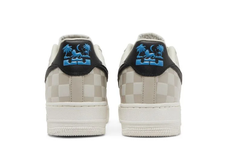 Кроссовки LeBron James x Nike Air Force 1 'Strive For Greatness'