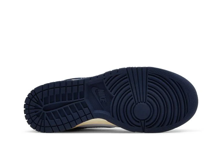Кроссовки Nike Wmns Dunk Low 'Vintage Navy'