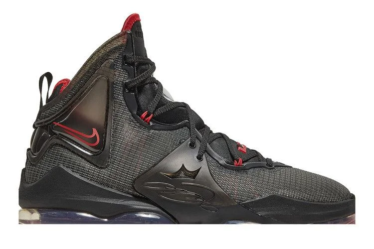 Кроссовки Nike LeBron 19 EP 'Bred'