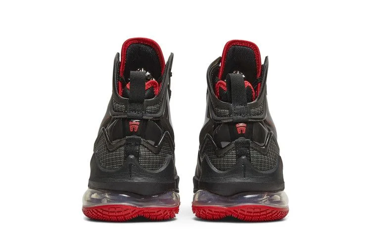 Кроссовки Nike LeBron 19 EP 'Bred'