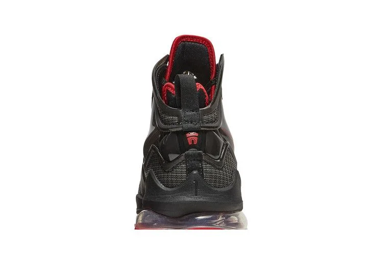 Кроссовки Nike LeBron 19 EP 'Bred'