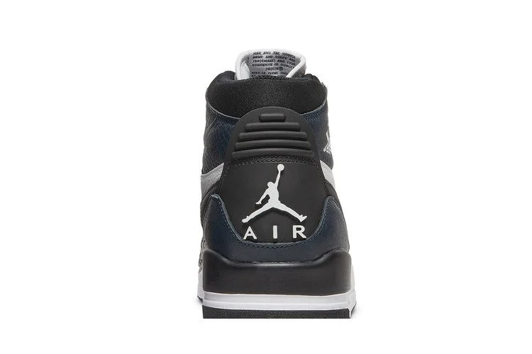 Кроссовки Air Jordan Legacy 312 'Midnight Navy'