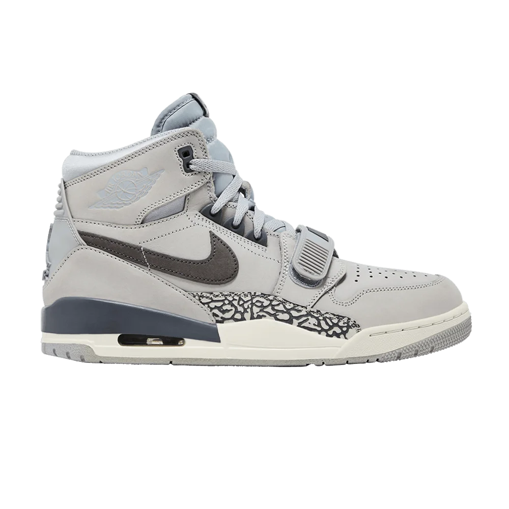 Кроссовки Air Jordan Legacy 312 'Wolf Grey'