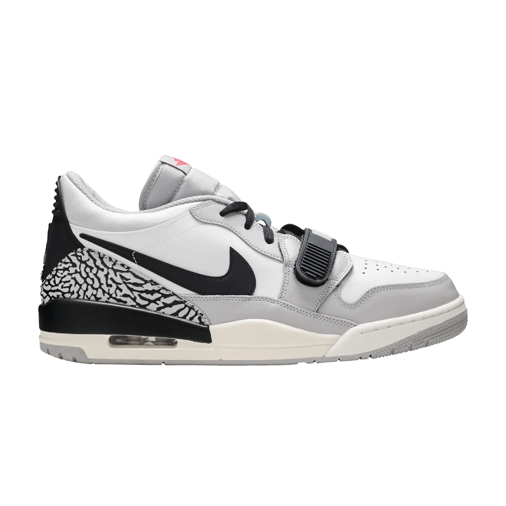 Кроссовки Air Jordan Legacy 312 Low 'Tech Grey'