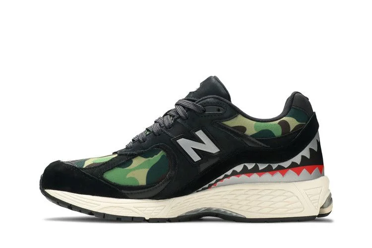 Кроссовки BAPE x New Balance 2002R 'Apes Together Strong - Black Camo'
