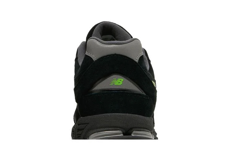 Кроссовки New Balance 2002R 'Marblehead'