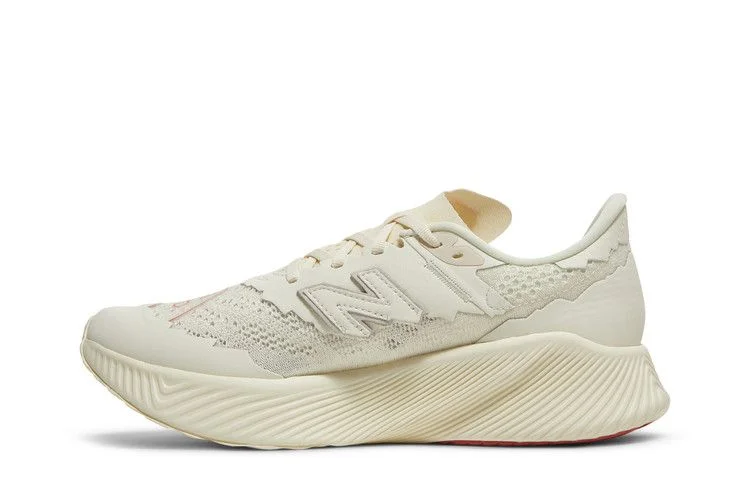 Кроссовки Stone Island x Tokyo Design Studio x New Balance FuelCell RC Elite v2 'White'