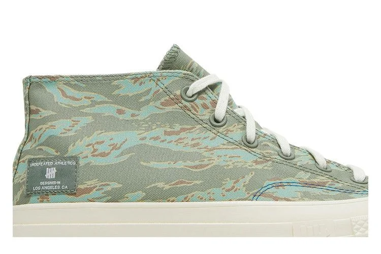 Кроссовки Undefeated x Converse Half Chuck 70 Mid 'Tiger Camo Print'