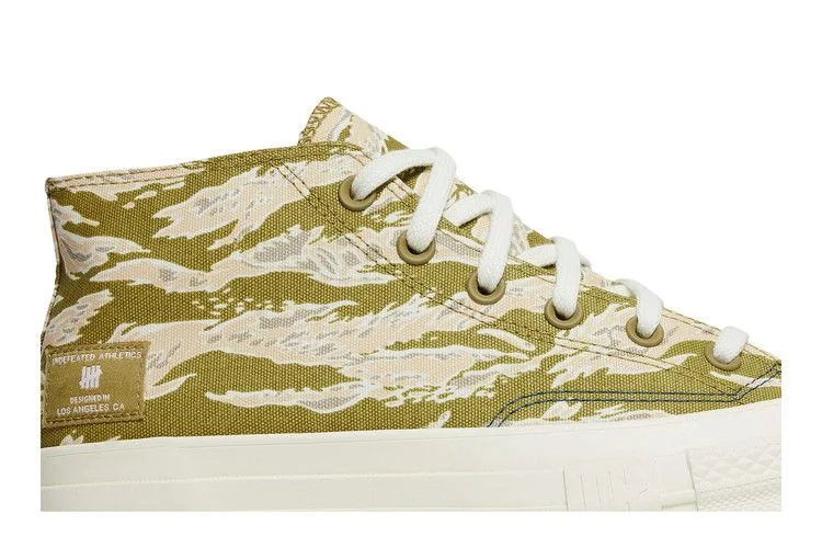 Кроссовки Undefeated x Converse Chuck 70 Mid 'Tiger Camo - Desert'
