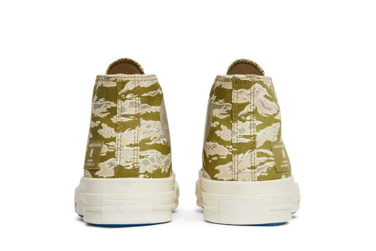 Кроссовки Undefeated x Converse Chuck 70 Mid 'Tiger Camo - Desert'