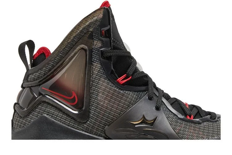Кроссовки Nike LeBron 19 GS 'Bred'