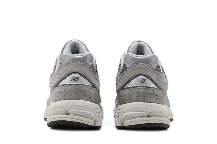 Кроссовки New Balance 2002R 'Marblehead'