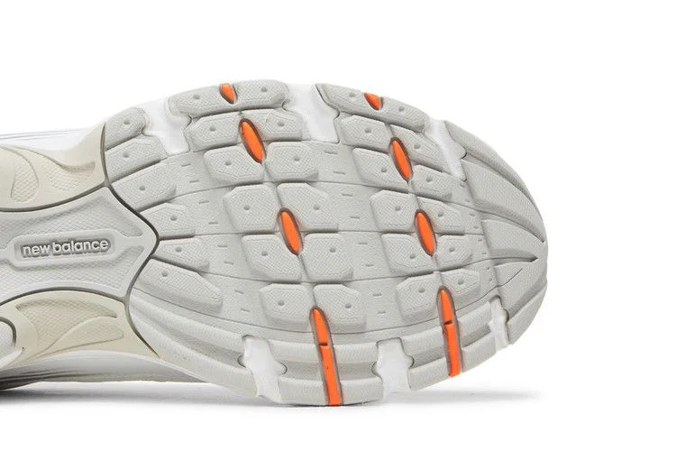 Кроссовки New Balance 530 'Silver Metallic Team Orange'