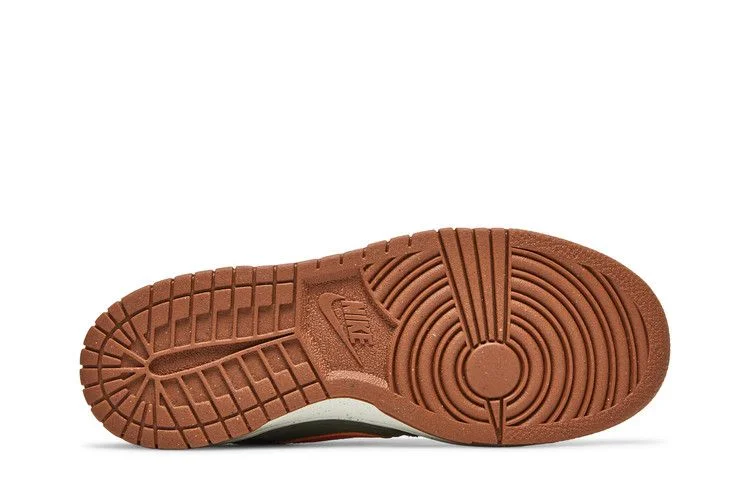 Кроссовки Nike Dunk Low SE Next Nature GS 'Toasty - Sequoia'