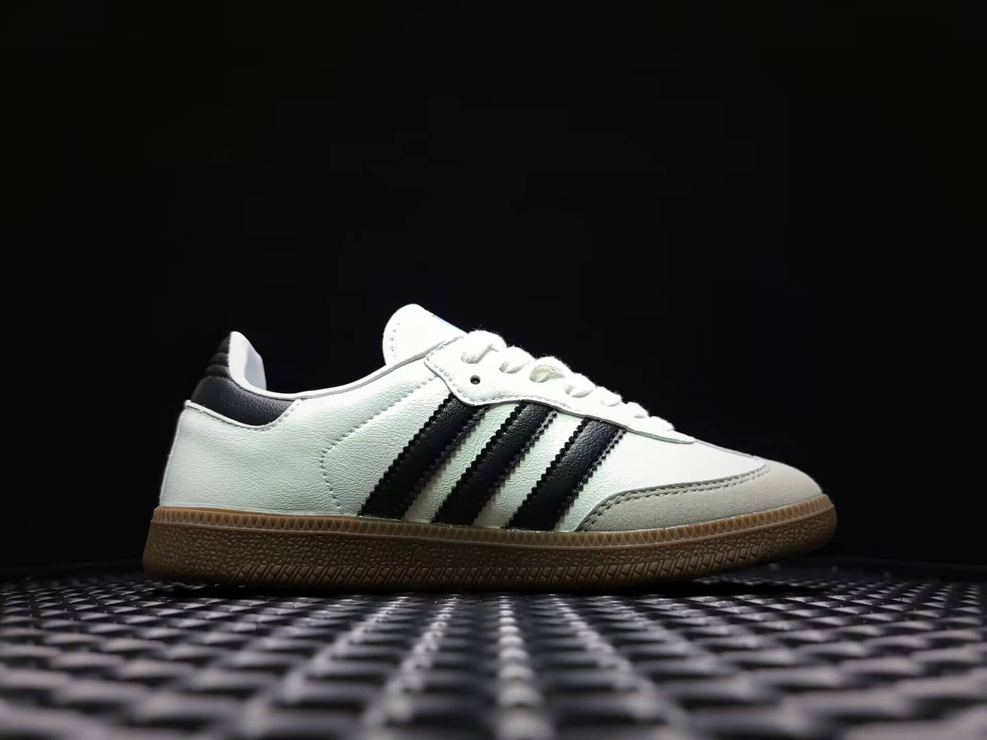 Кроссовки adidas Samba Vegan