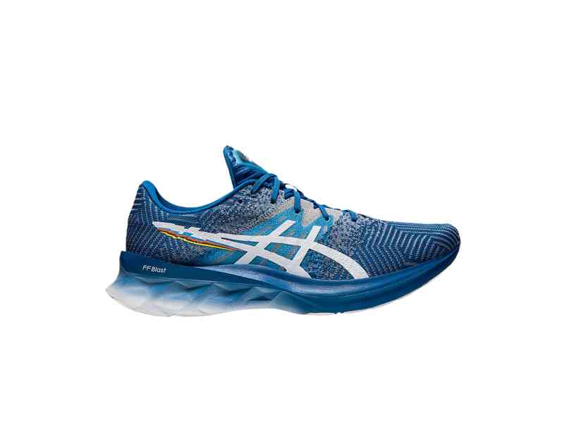 asics-novablast-pixel-noise-reborn-blue