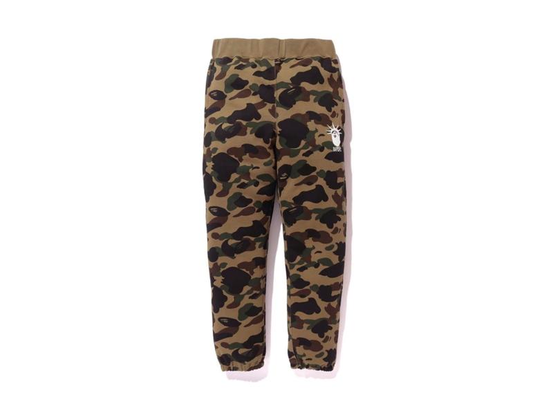 bape-1st-camo-nyc-slim-sweatpants-green