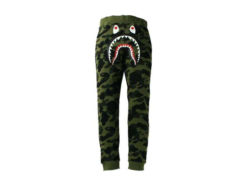 bape-1st-camo-shark-slim-fit-sweat-pants-green