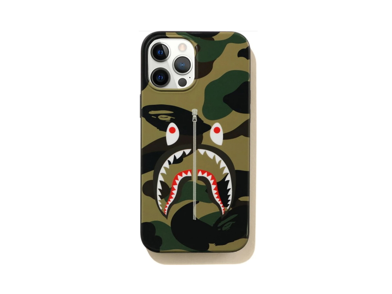 bape-1st-camo-shark-iphone-pro-max-case-green