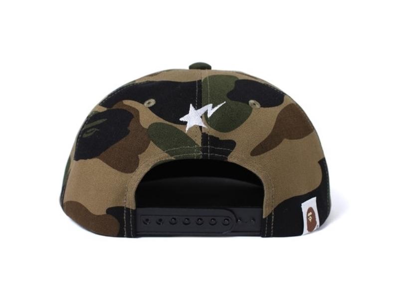 Бейсболка BAPE 1st Camo Snap Back Cap Green