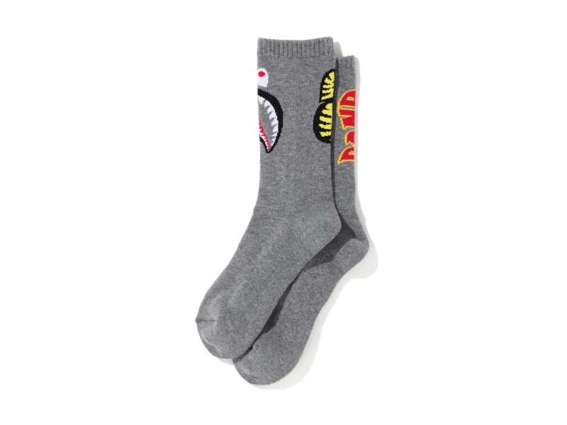 bape-2nd-shark-socks-fw20-grey