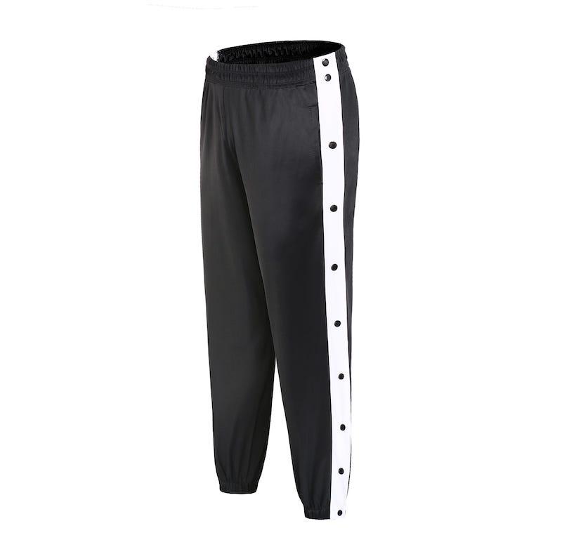 daiong-plain-black-button-pants