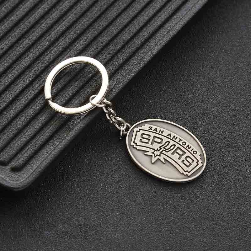 jinduo-spurs-steel-logo-keychain